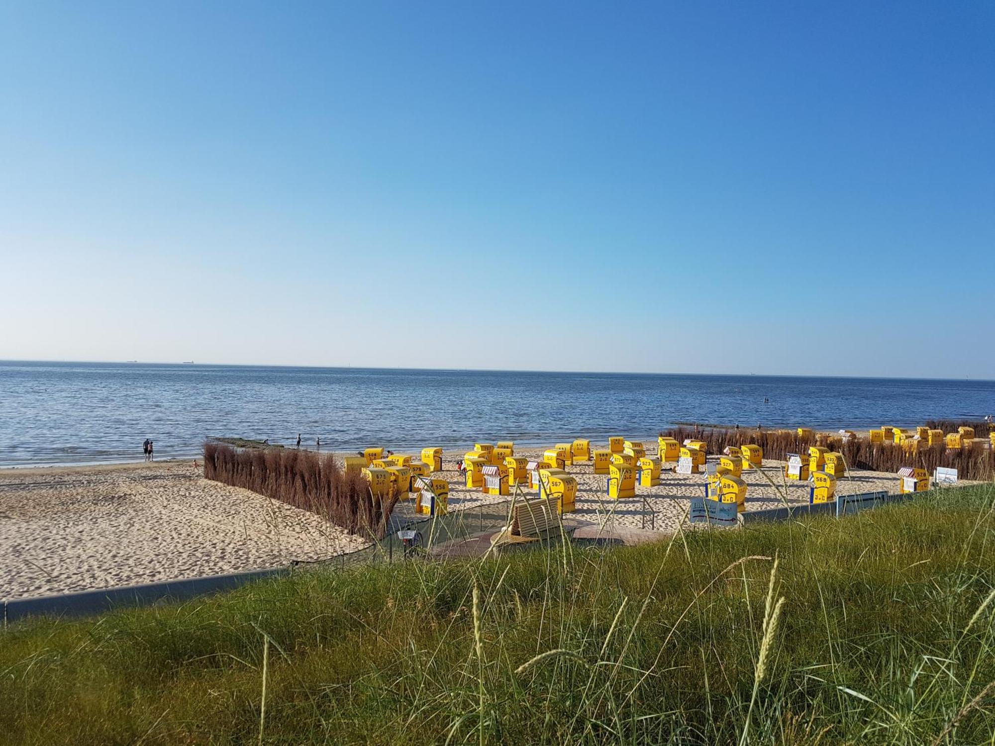 Gemuetliches Apartment Direkt Am Strand Cuxhaven Eksteriør billede