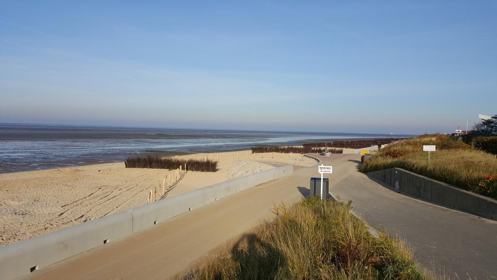 Gemuetliches Apartment Direkt Am Strand Cuxhaven Eksteriør billede